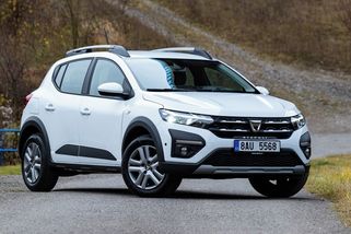 Dacia přiváží pohon, na který Fabia neumí odpovědět! Má 155 koní, čtyřlitrovou spotřebu a rovnou i české ceny - Garáž.cz